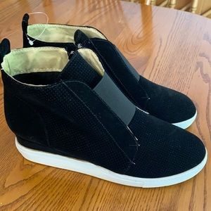 Black Suede Sneakers Size 40